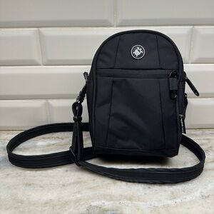 Pacsafe 100 Metrosafe Black Crossbody Bag RFID Like New